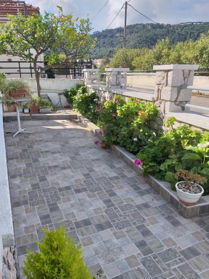 Anastasia'S Garden House Jaliszósz Kültér fotó